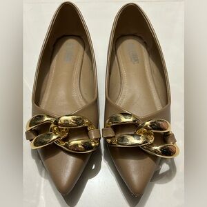 Women’s Pointed Toe Dress Shoe